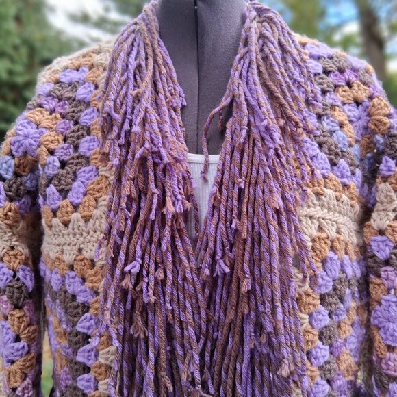 Super Fringe Granny Square Sweater L/XL - Picture 7 of 12